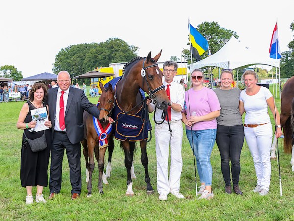 Umberto W en Unbelievable W&nbsp;kampioen